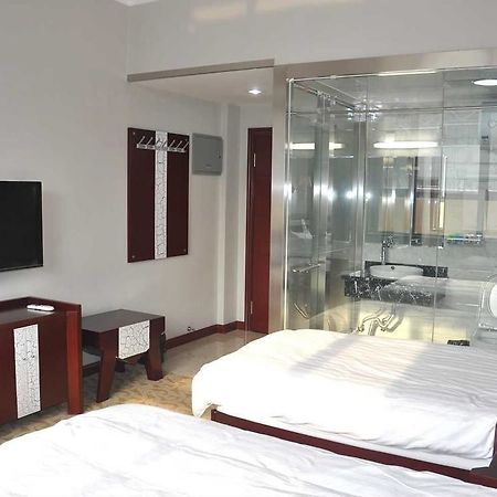 Hangjia Hotel 우루무치 외부 사진